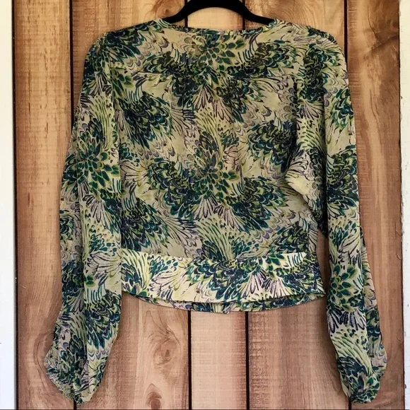 Lily White Long Sleeve Blouse - Picture 3 of 4